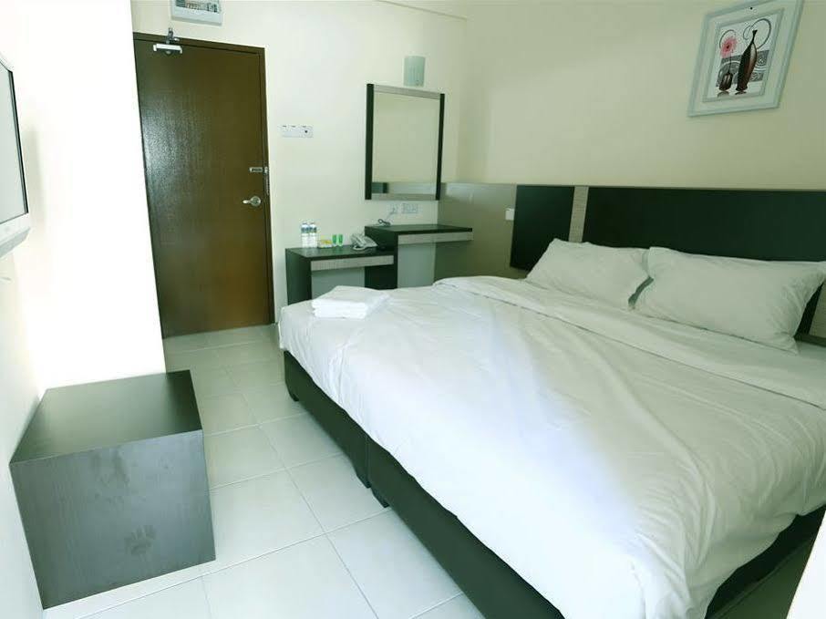 Nd Hotel Malacca Buitenkant foto