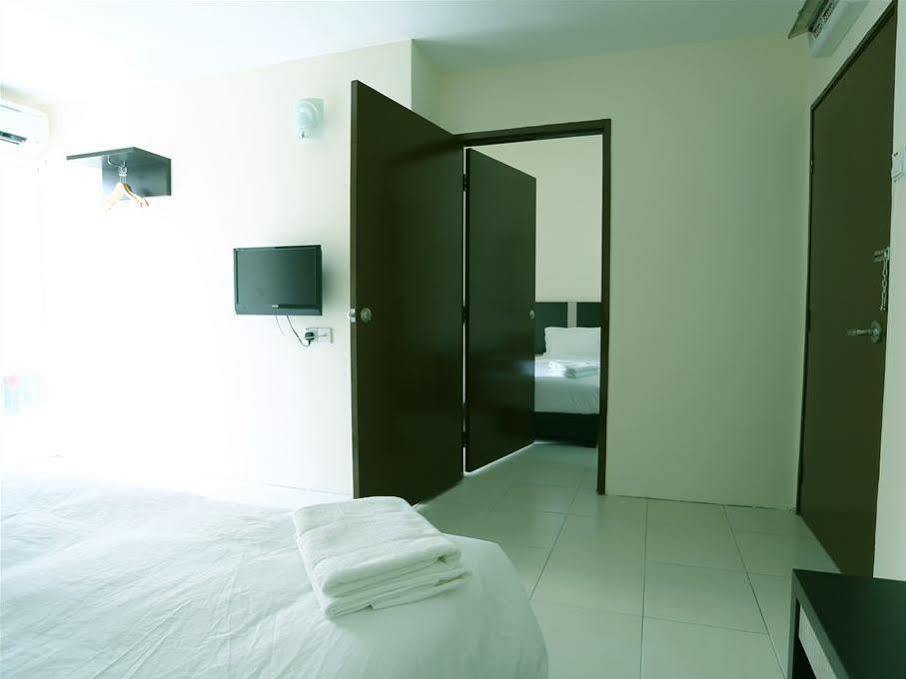 Nd Hotel Malacca Buitenkant foto